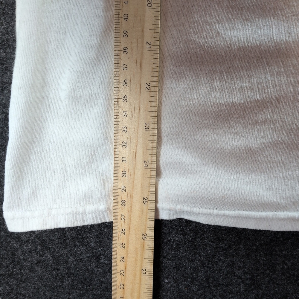 New York Yankees Graphic T-Shirt - Picture 7 of 9